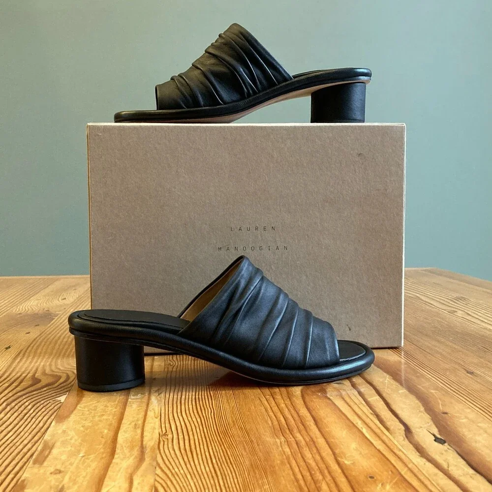 40 - Lauren Manoogian Black Leather Ruche Slide Heels Shoes NEW w/ Box 0416JW - Picture 1 of 7